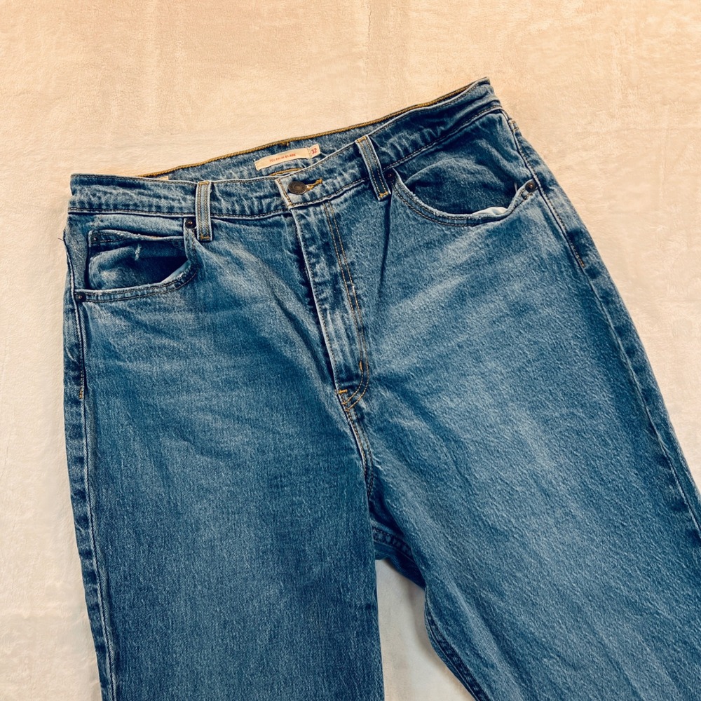 Levis 70s High Flare Jeans Medium Wash Blue Denim W32 L32 1105